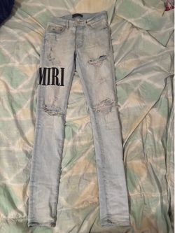 AUTHENTHIC AMIRI JEANS