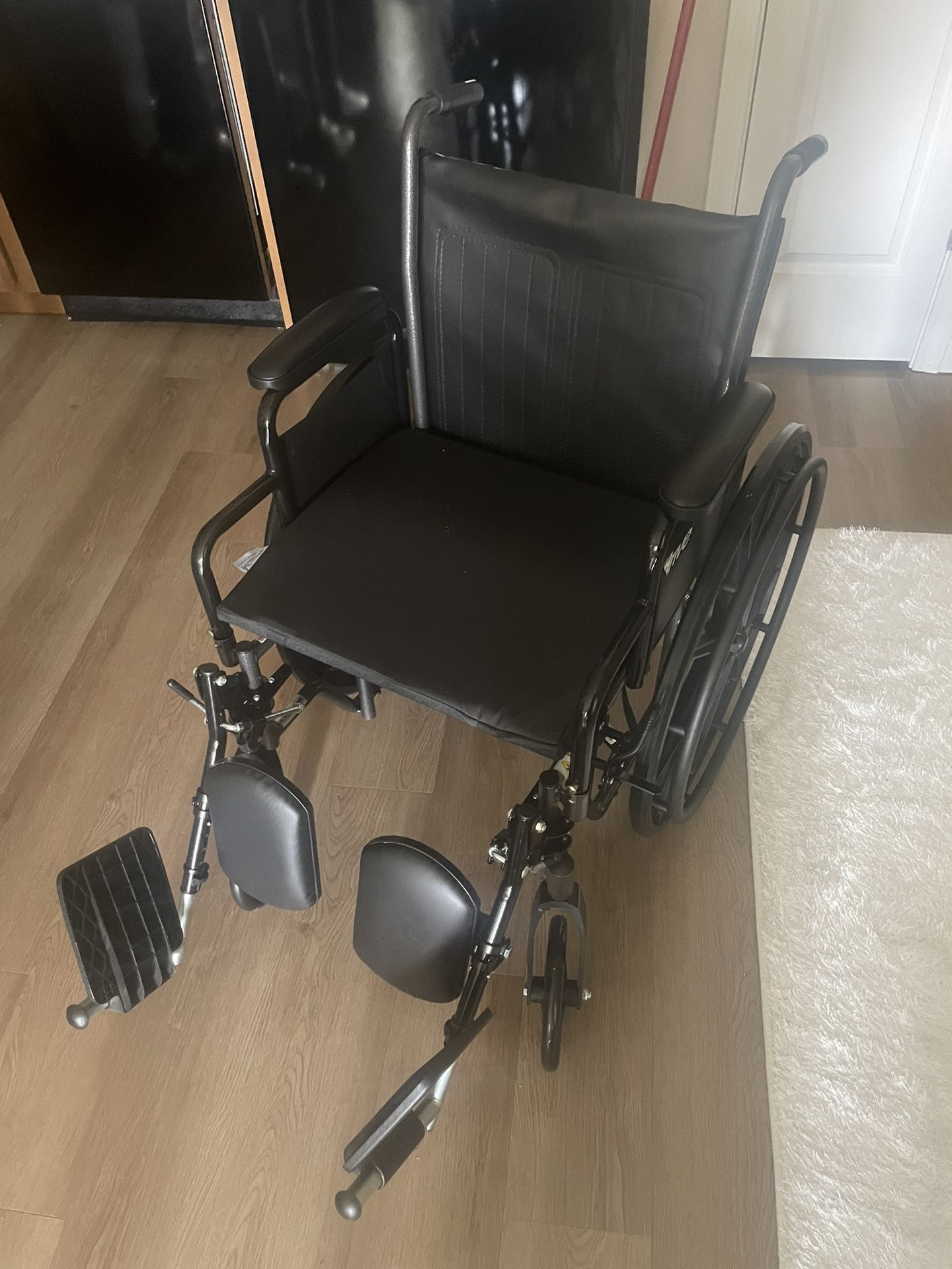 Wheelchair ( Manual push )