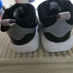 Nike Jordan Max Aura 5 