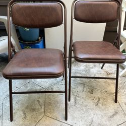 Two 1980s Vintage Samsonite Foldable Chairs