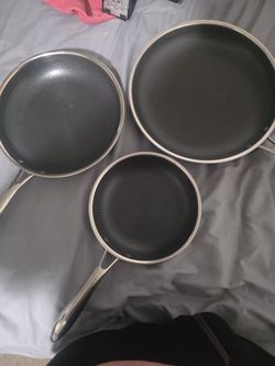 HexClad Cookware Set – 3 Skillets with Lids + Wok