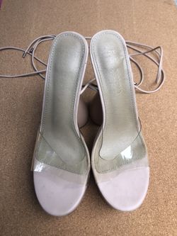 Women’s High Heel Pumps size 8