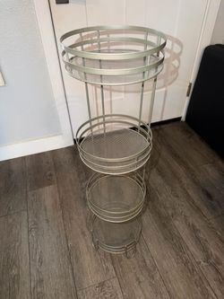 4-Tier Round Metal Mesh Stand