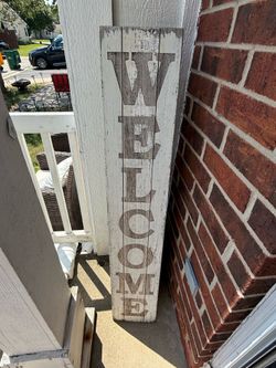 Welcome sign for front door