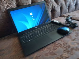 Laptop Dell Inspiron 5570-core i5-8gb ram-128gb HD SSD solid good for sch-ool