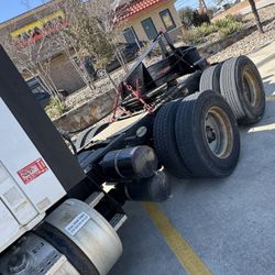 5TH Wheel Wrecker Tow Hitch Hiker