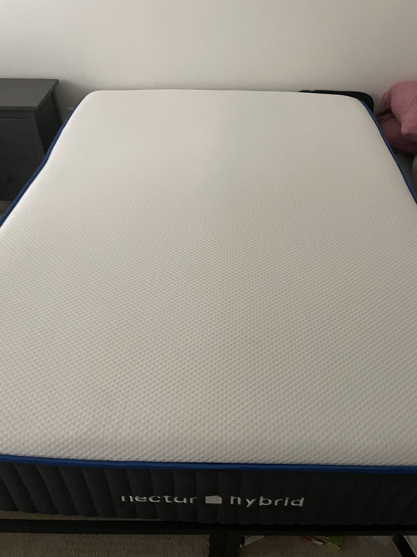 Used Queen Mattress (great condition)