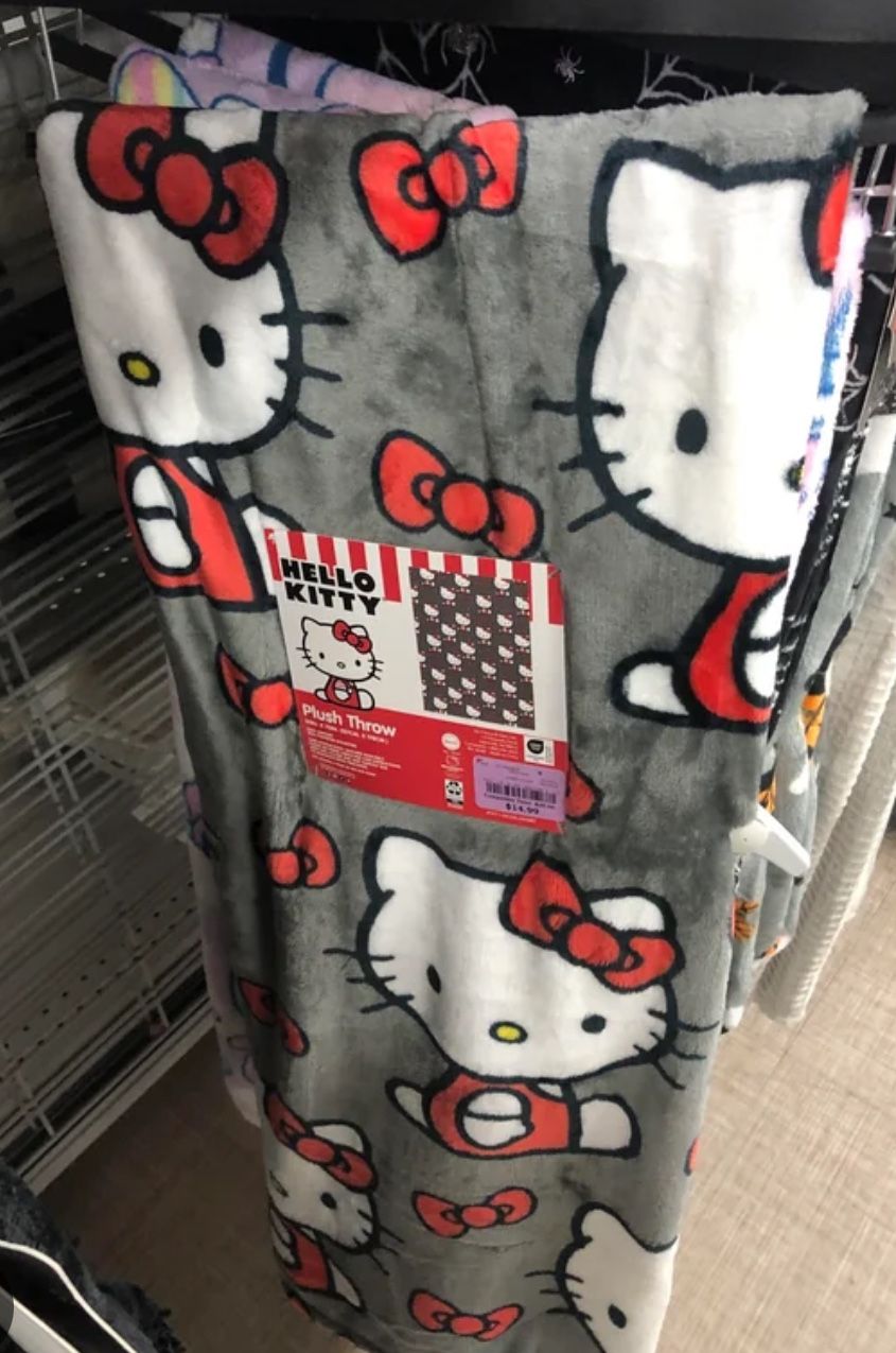 Hello Kitty Blanket