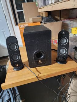 Speakers. Good condition