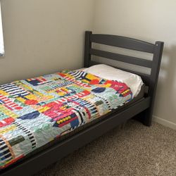 2 Twin Bed , Converts To Bank Bed