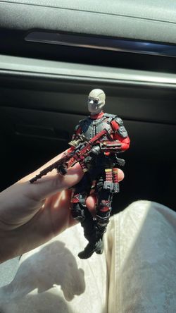 Mafex deadshot