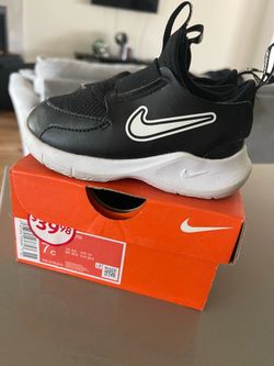 Nike shoes size 7c