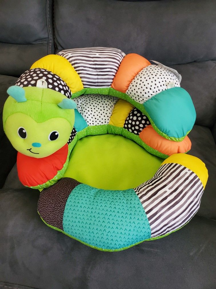 Infantino Prop-A-Pillar Tummy Time & Seated Support - Pillow

