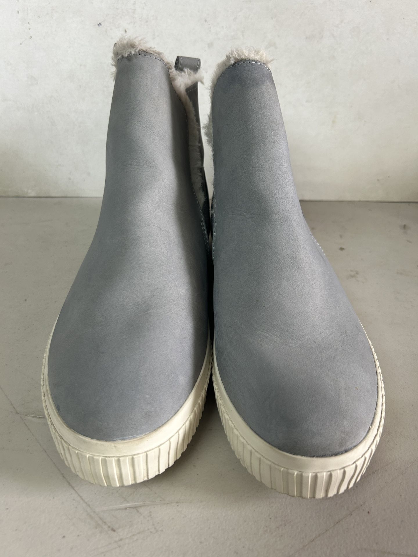 Timberland Women's Light Grey Winter Boots Size 8.5
