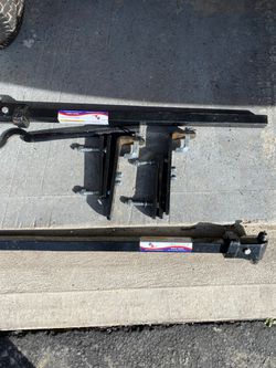 Trailer weight distribution bars
