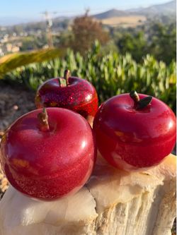Resin apple dish