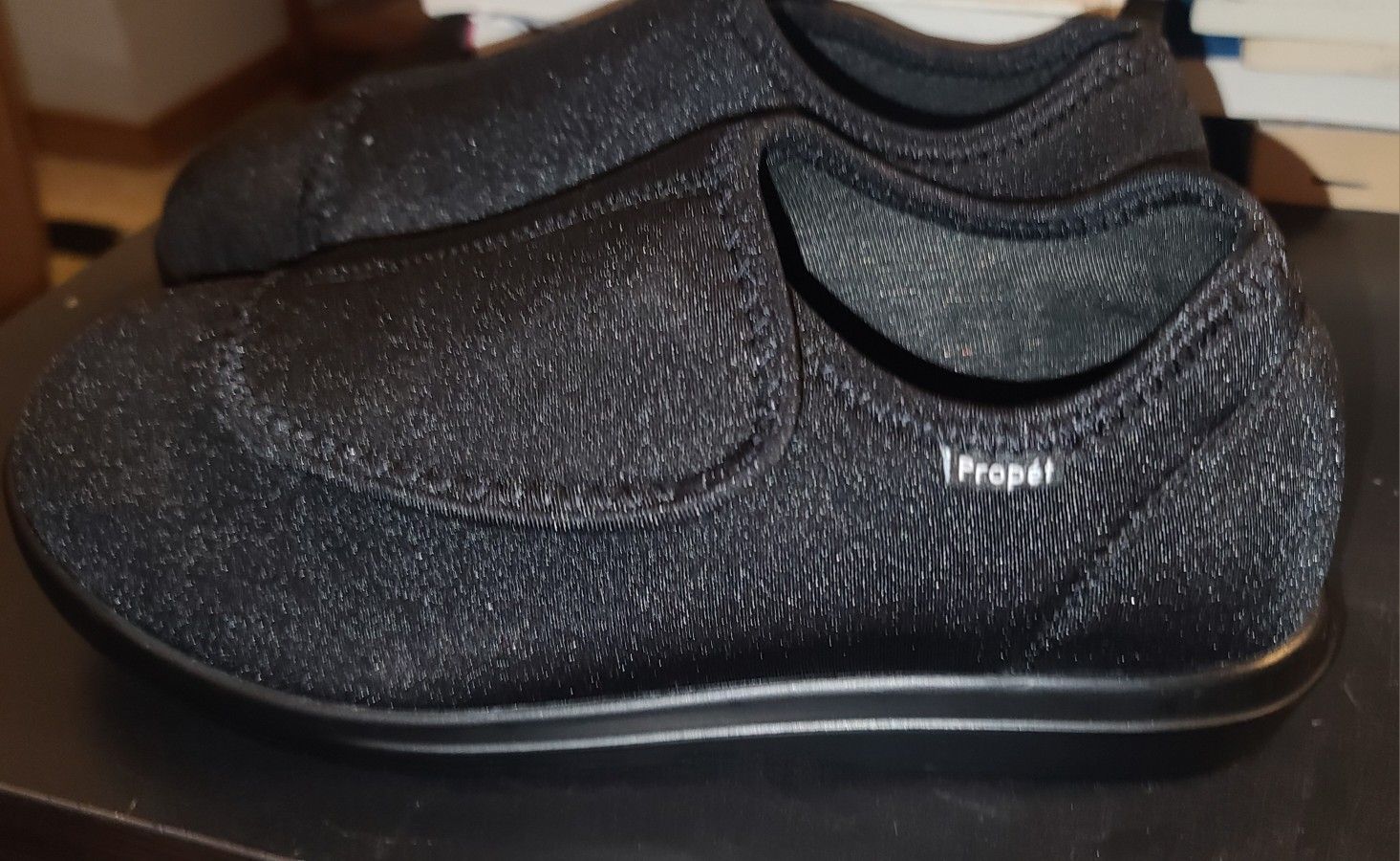 Propet Womens Cush Nfoot Slipper velcroes black shoes size 8. Brand new, were not worn