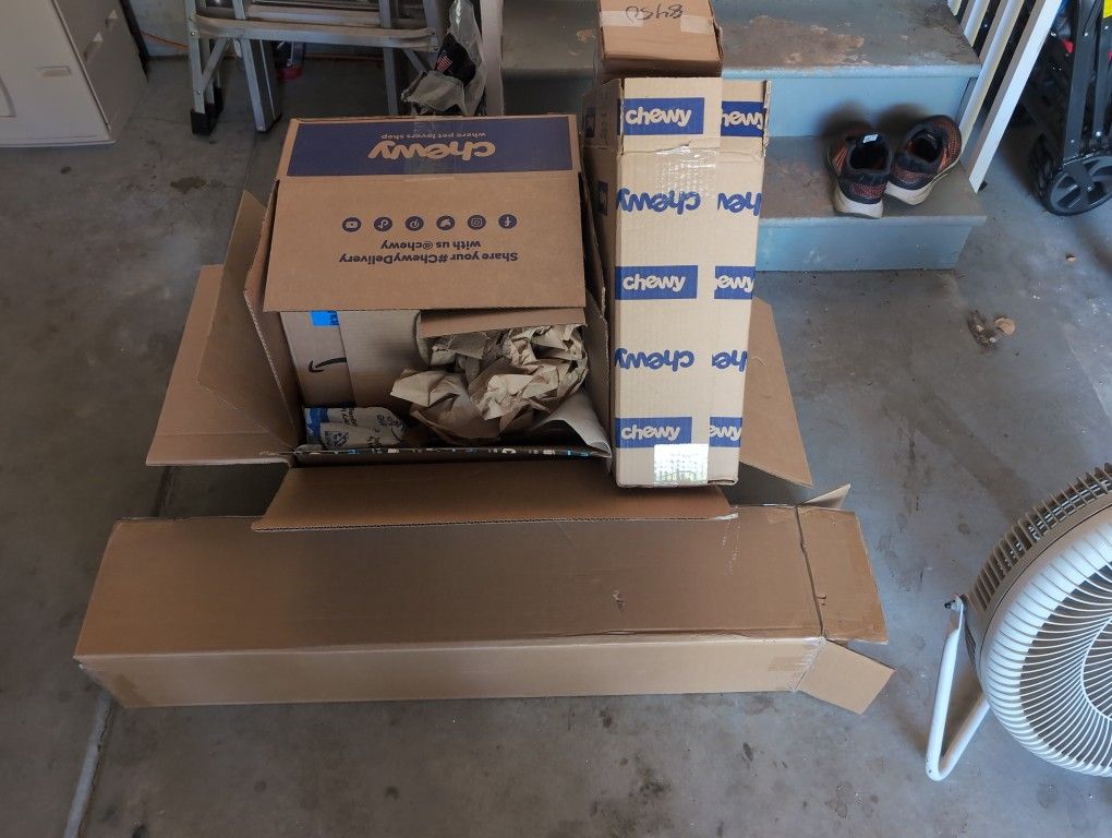 Free Moving Boxes