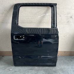 (346) 15-20 Ford F150 17-22 F250 F350 Right rear door 2015 2016 2017 2018 2019 2020 2021 2022