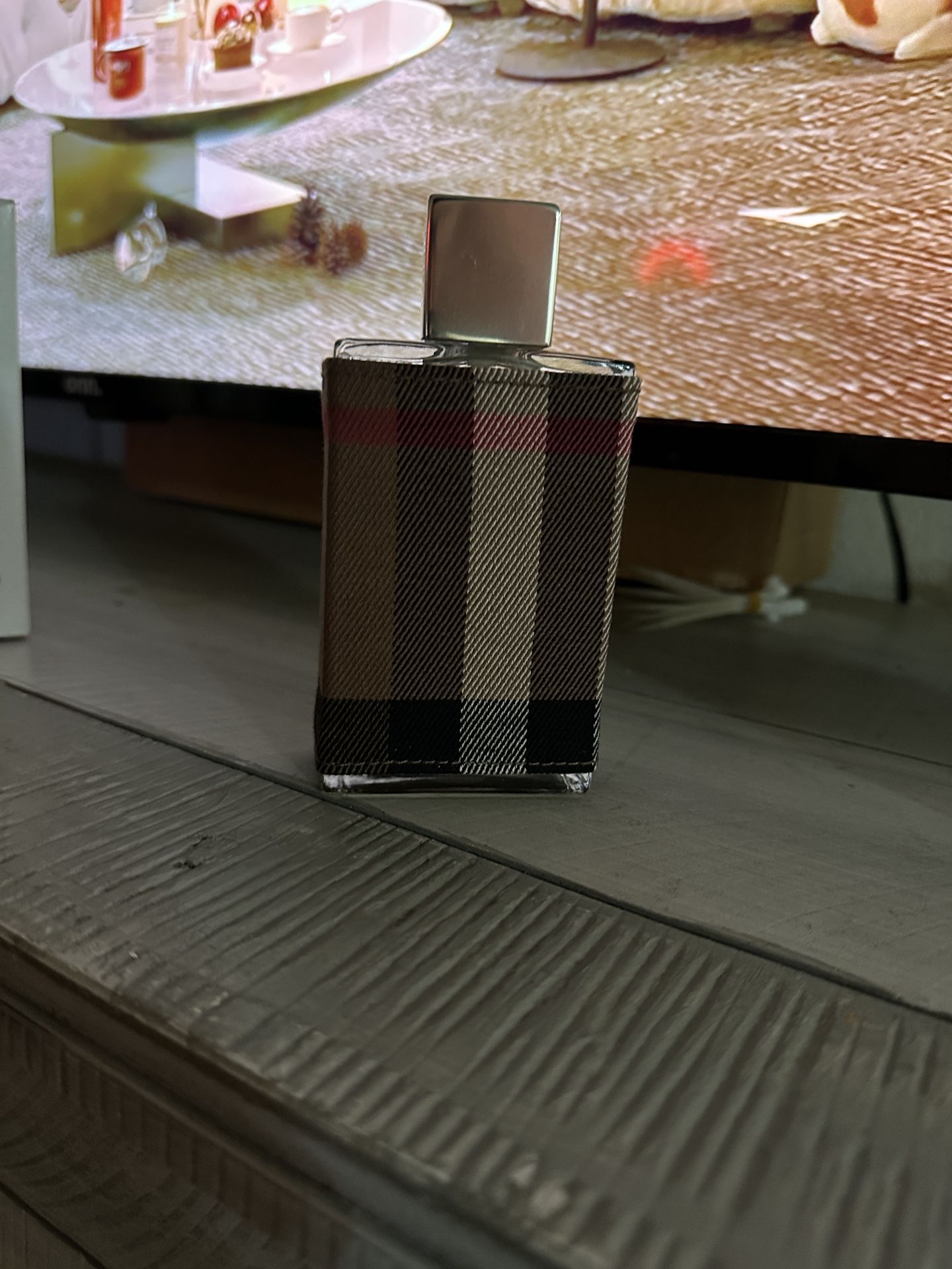 BURBERRY LONDON
