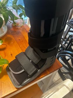 Orthopedic Boot - Size Small Orthopedic Boot for Foot/Ankle injury
