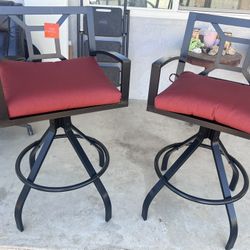 Swivel Bar Stools 