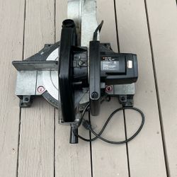 Miter Saw Black&Decker No 1701 120 V 50-60 HP