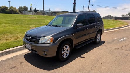 2005 Mazda Tribute