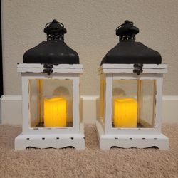 **BRAND NEW** TWO BATTERY OPERATED FLICKER CANDLE LANTERNS