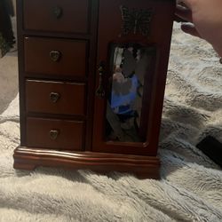 jewlery box 