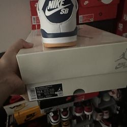 Jordan 4 Sb Navy 