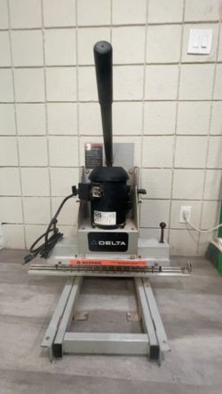 Delta 13-spindle line boring machine