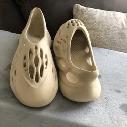 Shoes Men’s Size.9