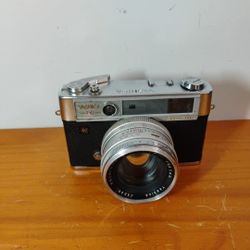 Yashica 1c Lynx-14E Rangefinder 35mm SLR Film Camera - 45mm F1.4 Works Tested