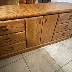 Free Dresser 