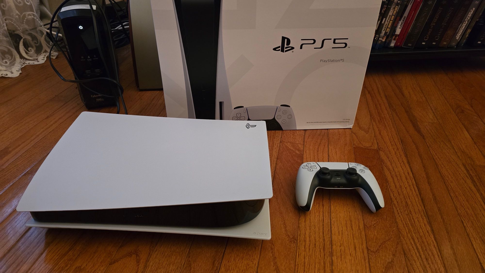 PS5( Still Have Box. )