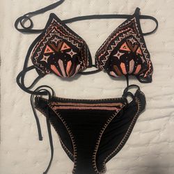 Bikini $10 Top Size D Bottoms Size M