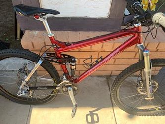 Turner 5 spot 2008 26'