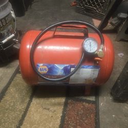 5 Gallon Napa Portable Air Tank
