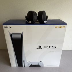 Sony PlayStation 5 Disc Edition with Pulse 3D wireless gaming headset 