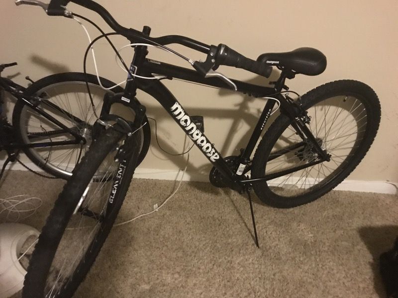29 Inch Men s Mongoose Excursion Black for Sale in Irving TX