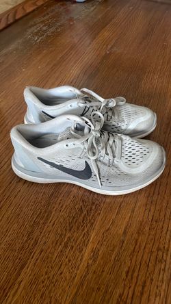 Nike shoes 5.5