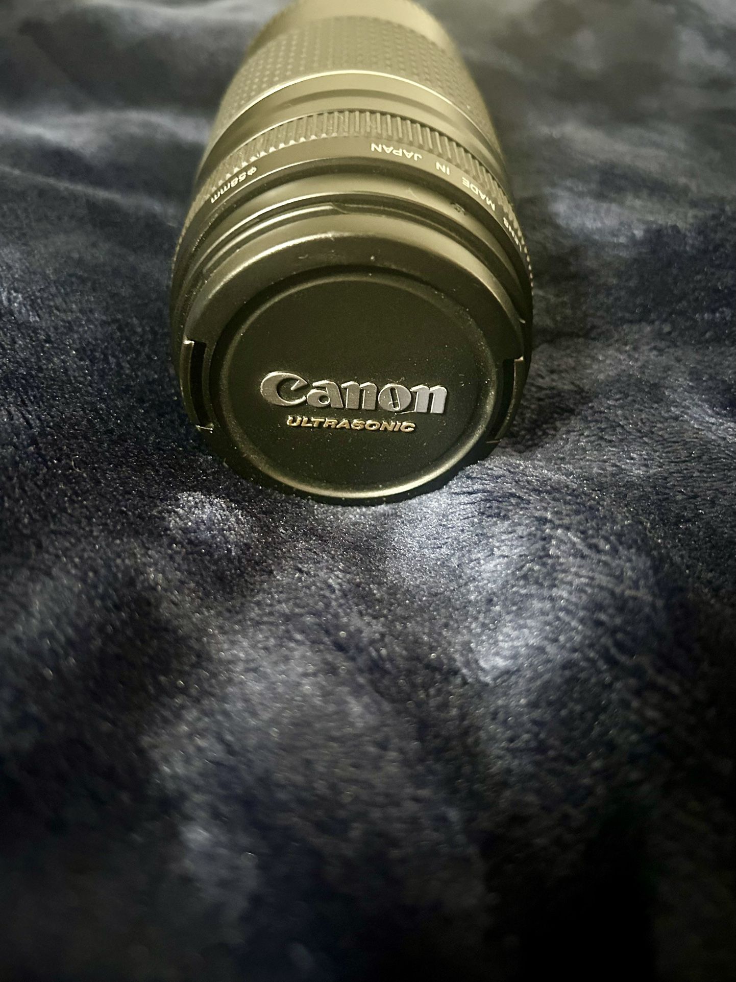 Canon EF 75-300mm Telephoto Lens for DSLR Mount- works perfect!