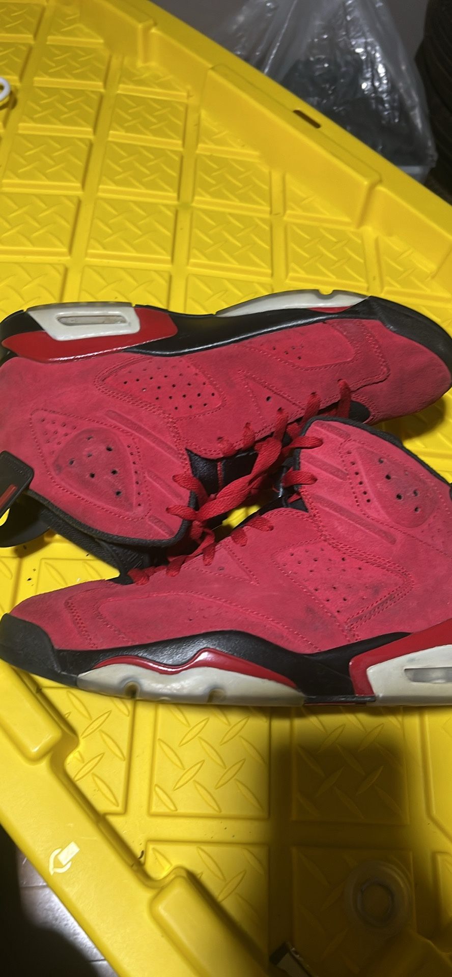 Jordan 6 Toro Bravo