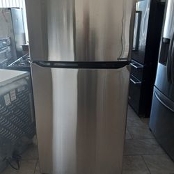 Lg 33 W Refrigerator 