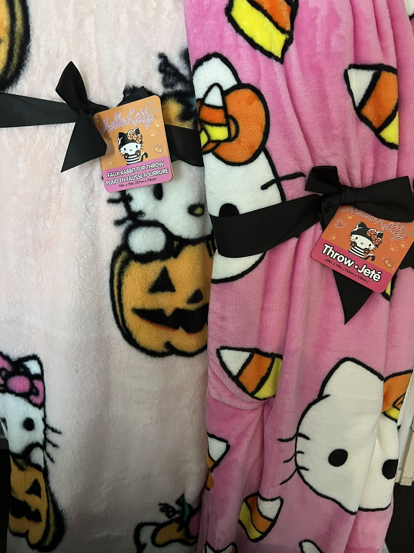 Halloween Blankets - Hello Kitty