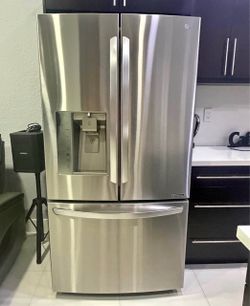 3-Door French Door Refrigerator w/ Ice and Water Dispenser