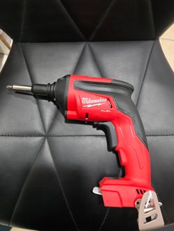Milwaukee Screw Gun