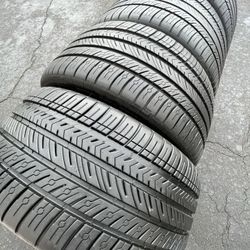285/35/R20 And 255/40/R20 MICHELIN PILOT SPORT ALL SEASON