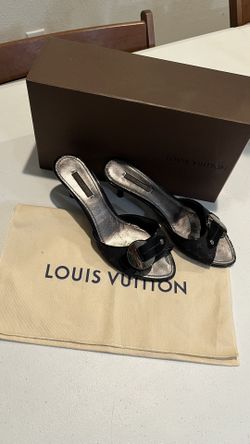 Louis Vuitton Heels Size 38.5 Good Condition 